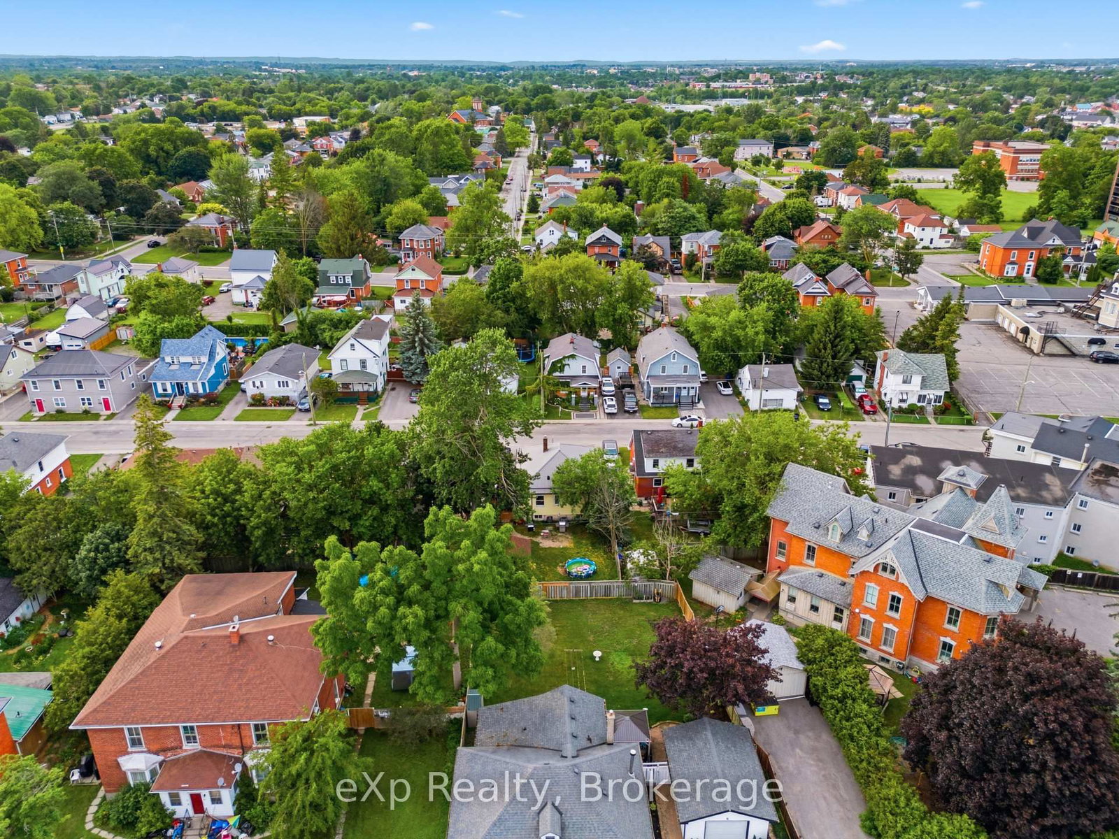 17 Burton Street • Belleville, ON photo 34