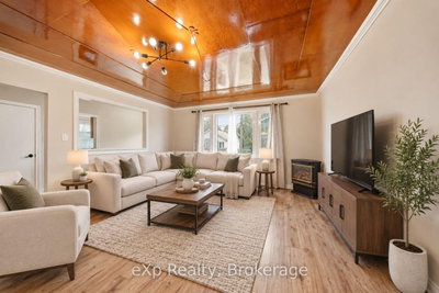 17 Burton Street • Belleville, ON photo 4