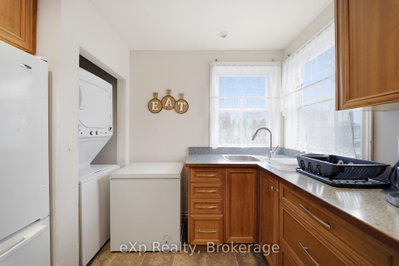 17 Burton Street • Belleville, ON photo 8