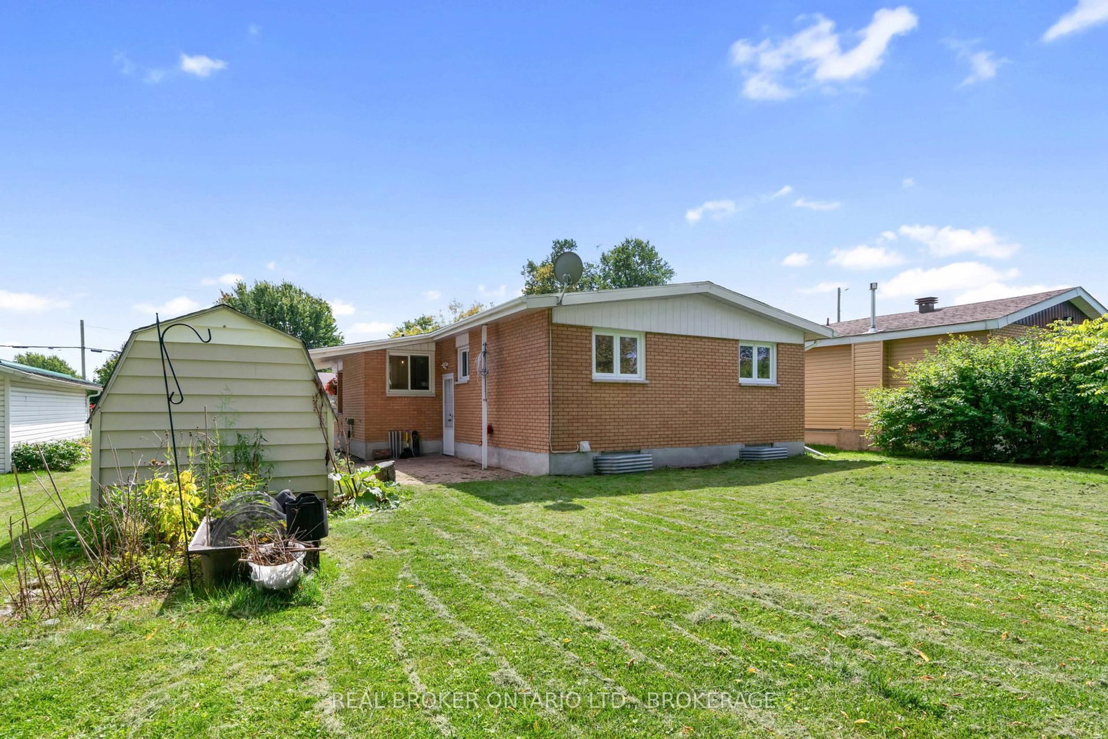 121 St. George Street W • North Glengarry, ON photo 4