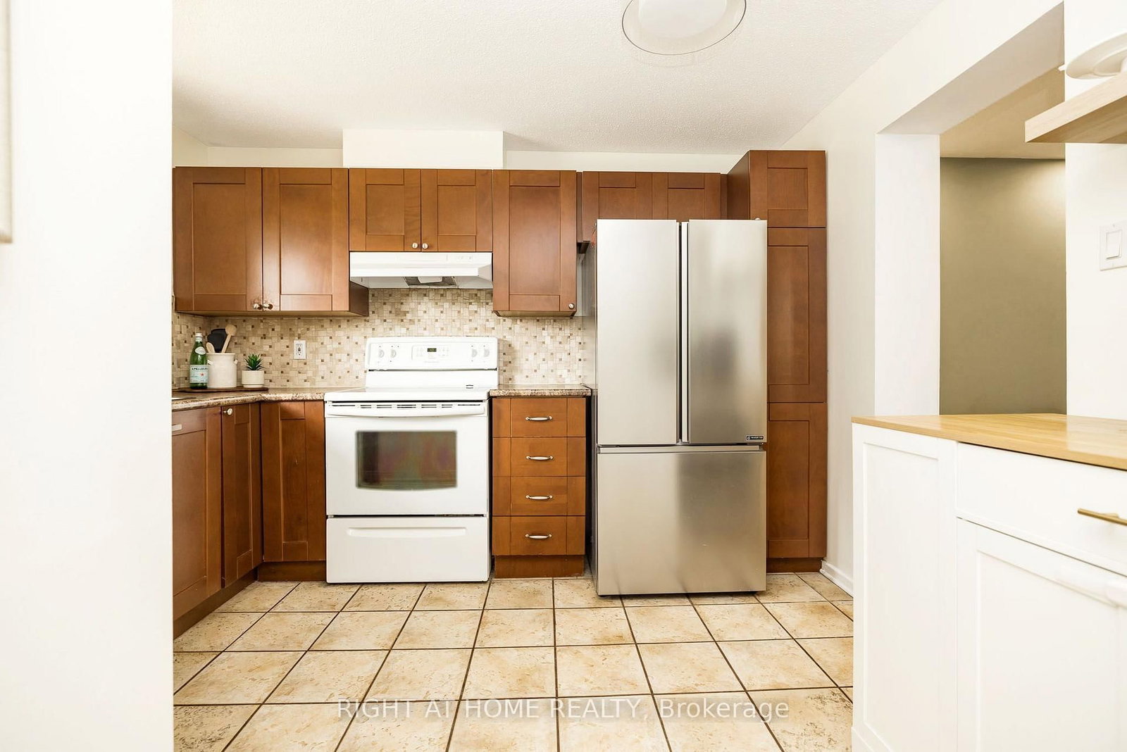 30 Berkshire Way • Barrhaven, ON photo 16