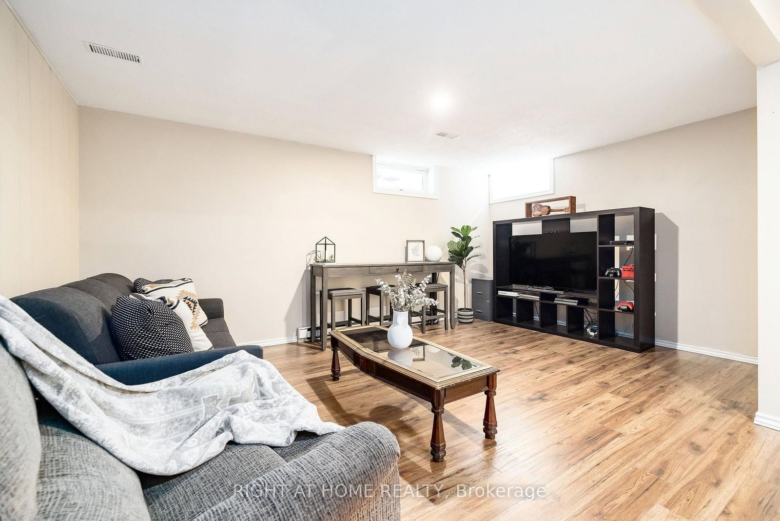 30 Berkshire Way • Barrhaven, ON photo 29