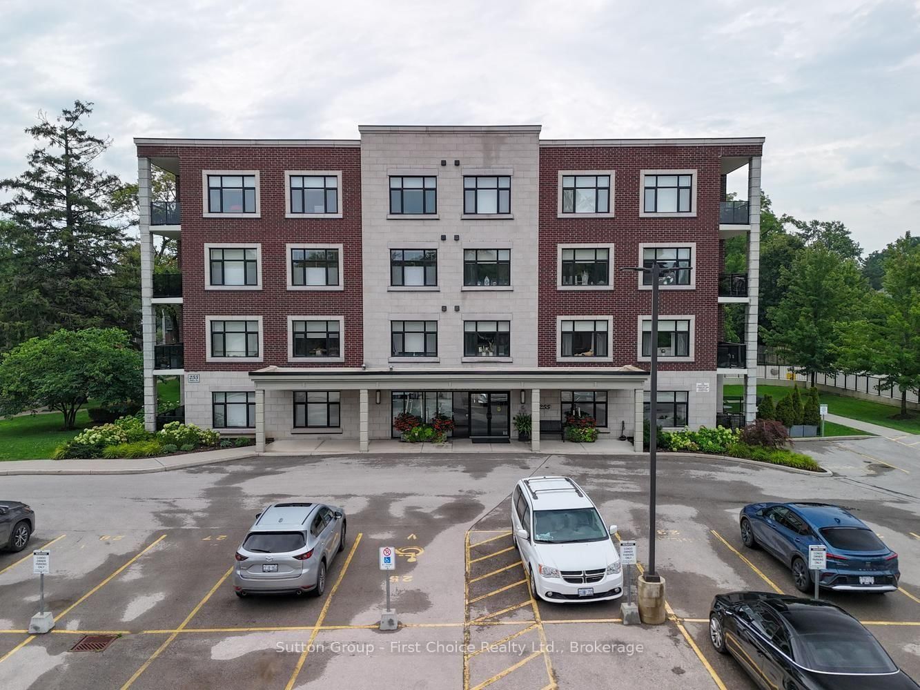 255 JOHN Street N • #412 • Stratford, ON photo 4