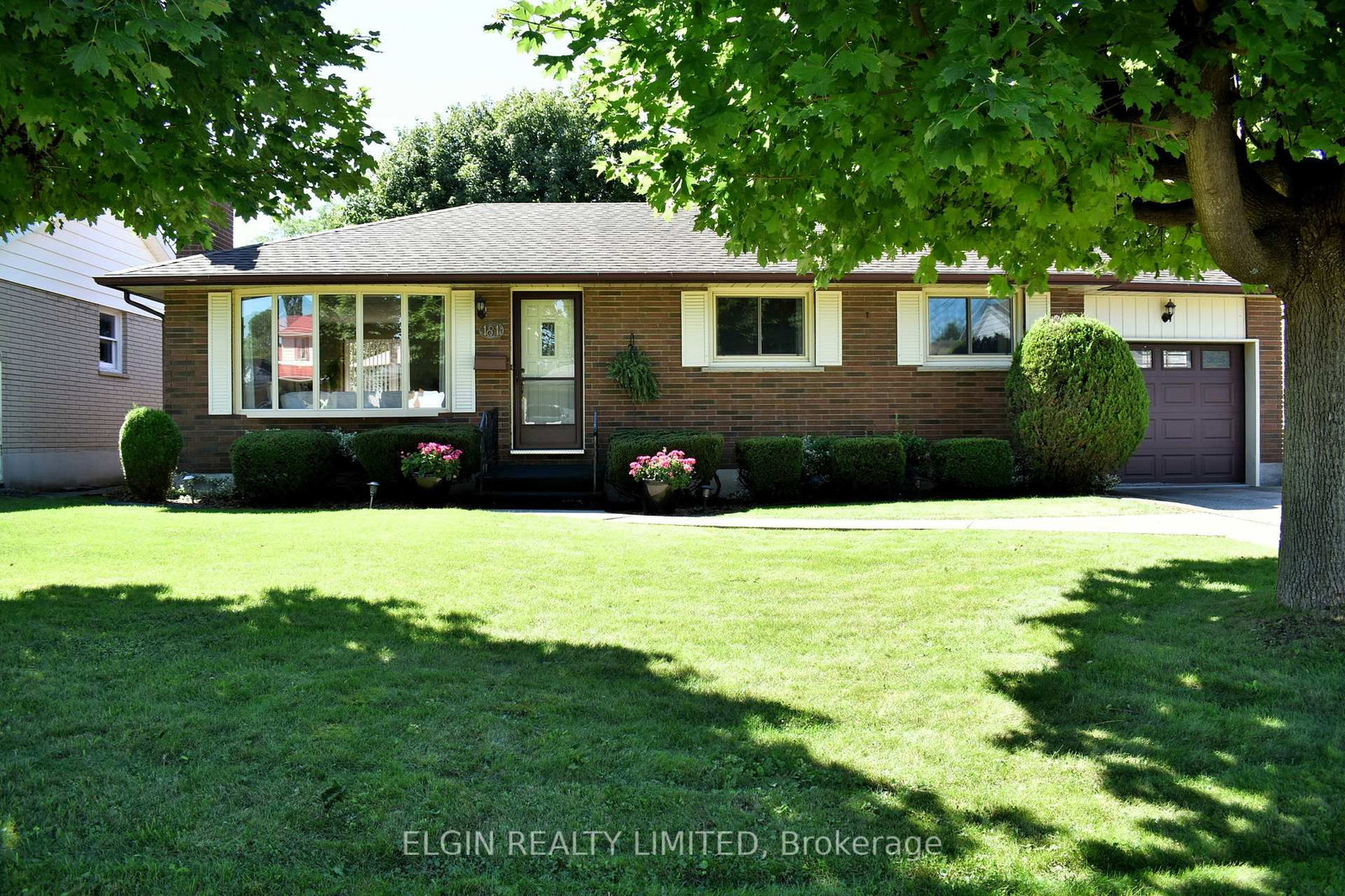 181 Locust Street • St. Thomas, ON photo 2