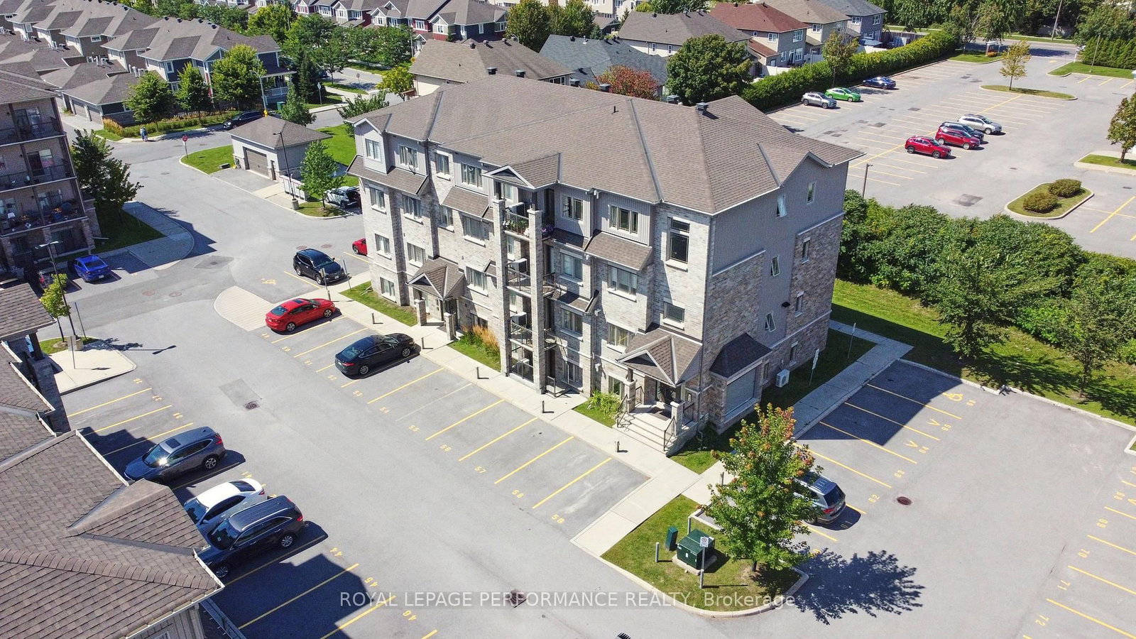 345 Tribeca Private • #2 • Ottawa, ON photo 33