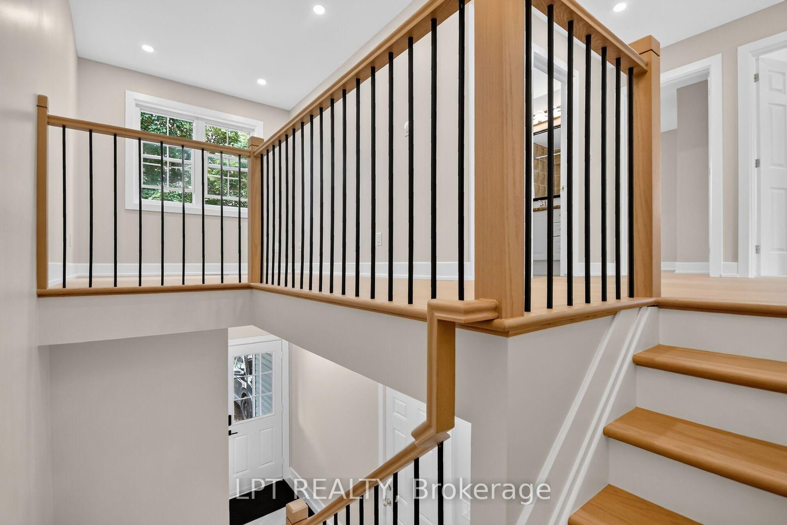 97 Black Bear Way • Stittsville, ON photo 13