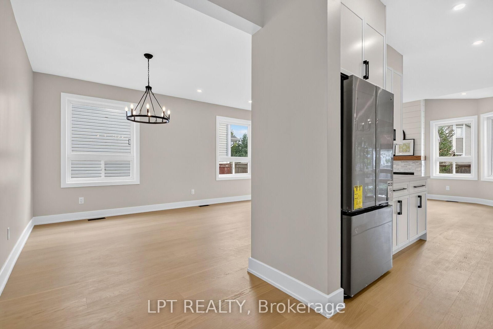 97 Black Bear Way • Stittsville, ON photo 6