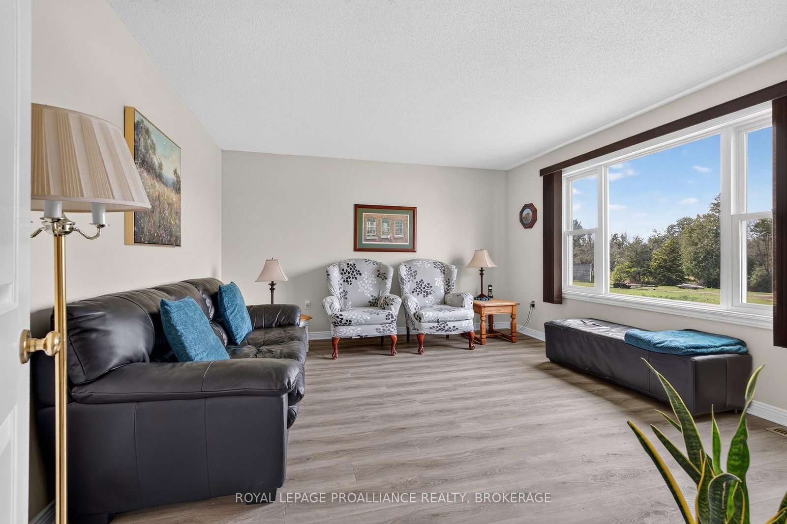 867 Millhaven Road • Bissett Creek, ON photo 4