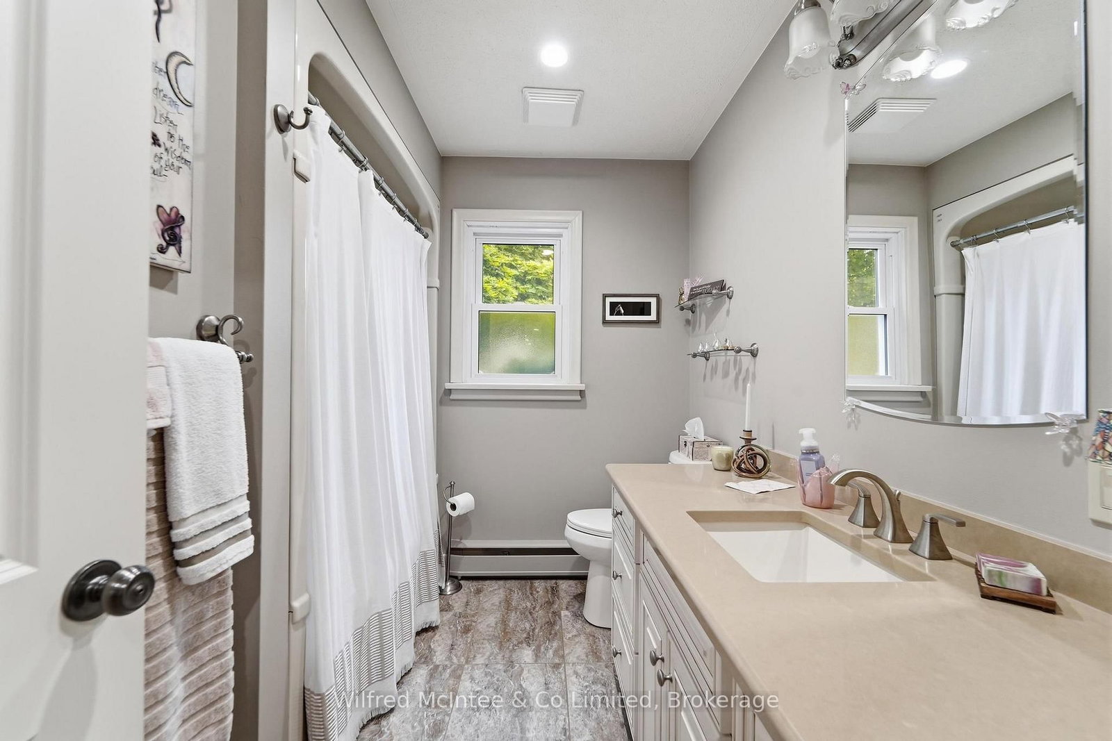 31 Johnstone Boulevard • Brockton, ON photo 32