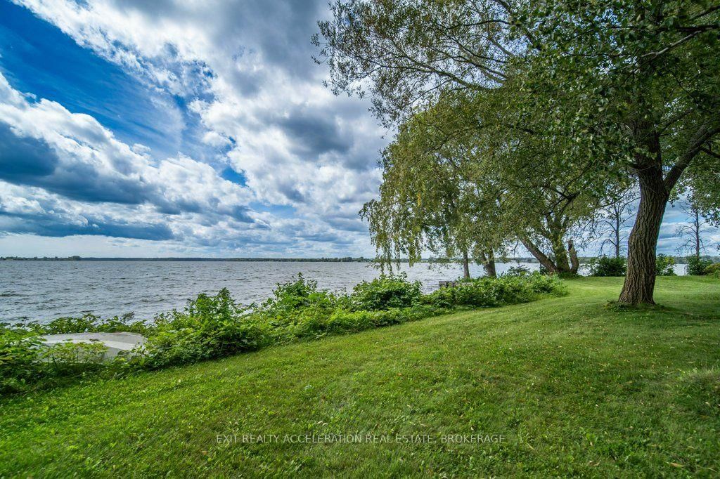 2197 South Shore Road • Napanee, ON photo 34