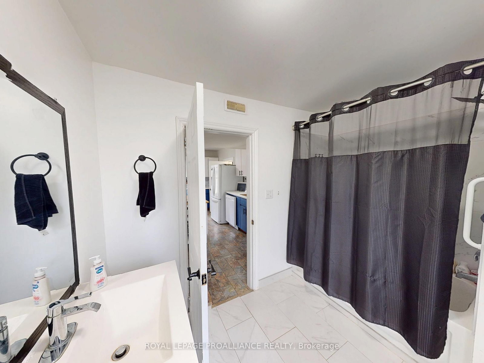 83 College Street • Deseronto, ON photo 14