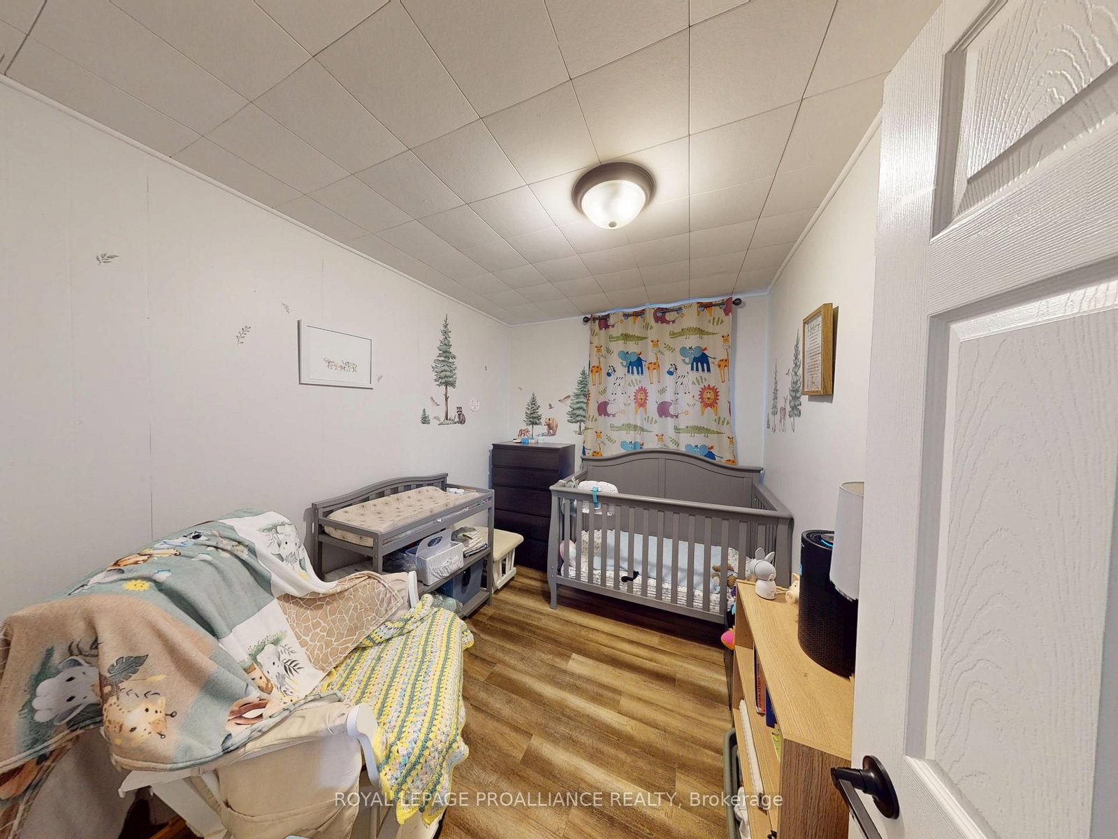 83 College Street • Deseronto, ON photo 20