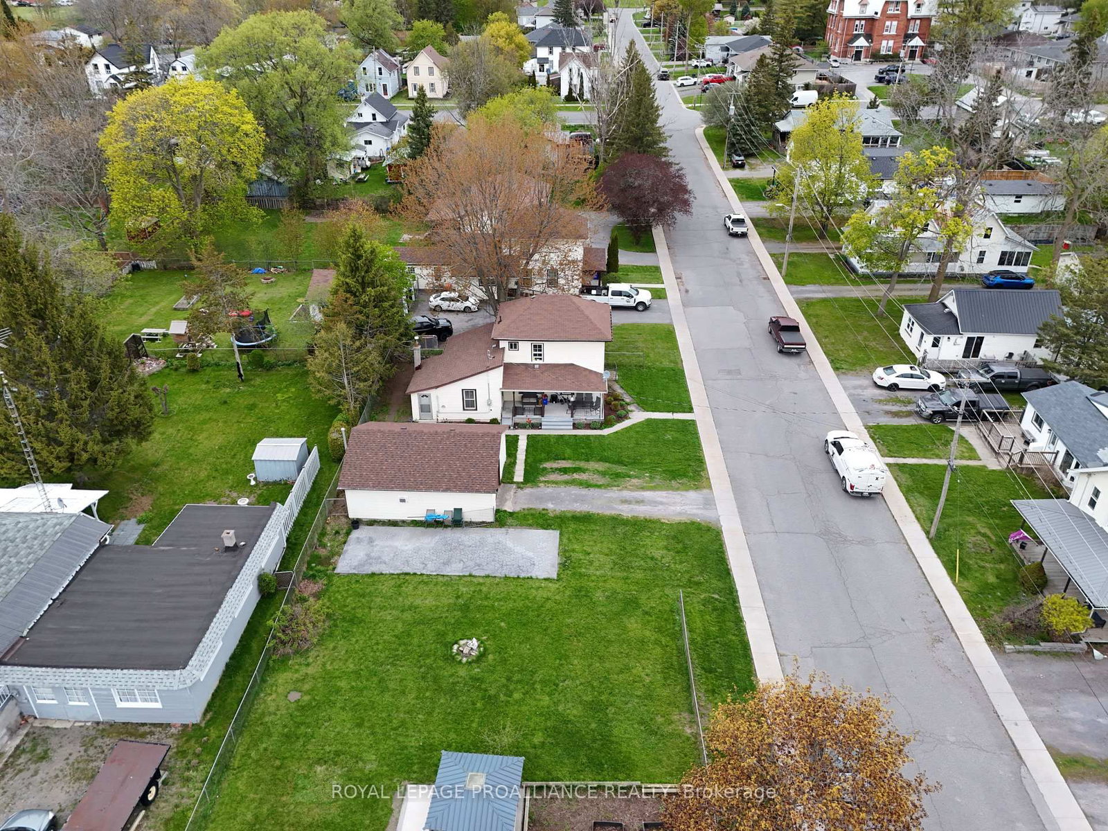 83 College Street • Deseronto, ON photo 25