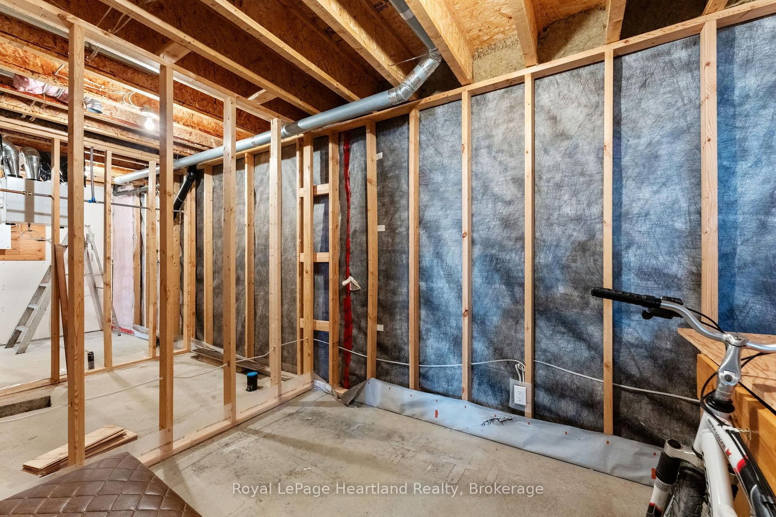 17 Clayton Street • West Perth, ON photo 28