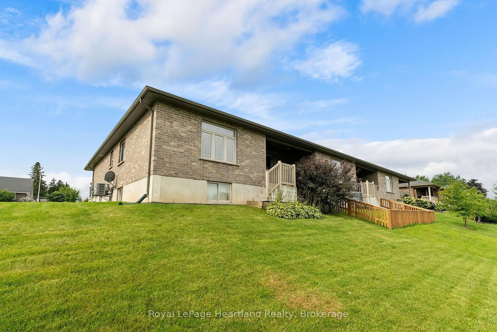 17 Clayton Street • West Perth, ON photo 36