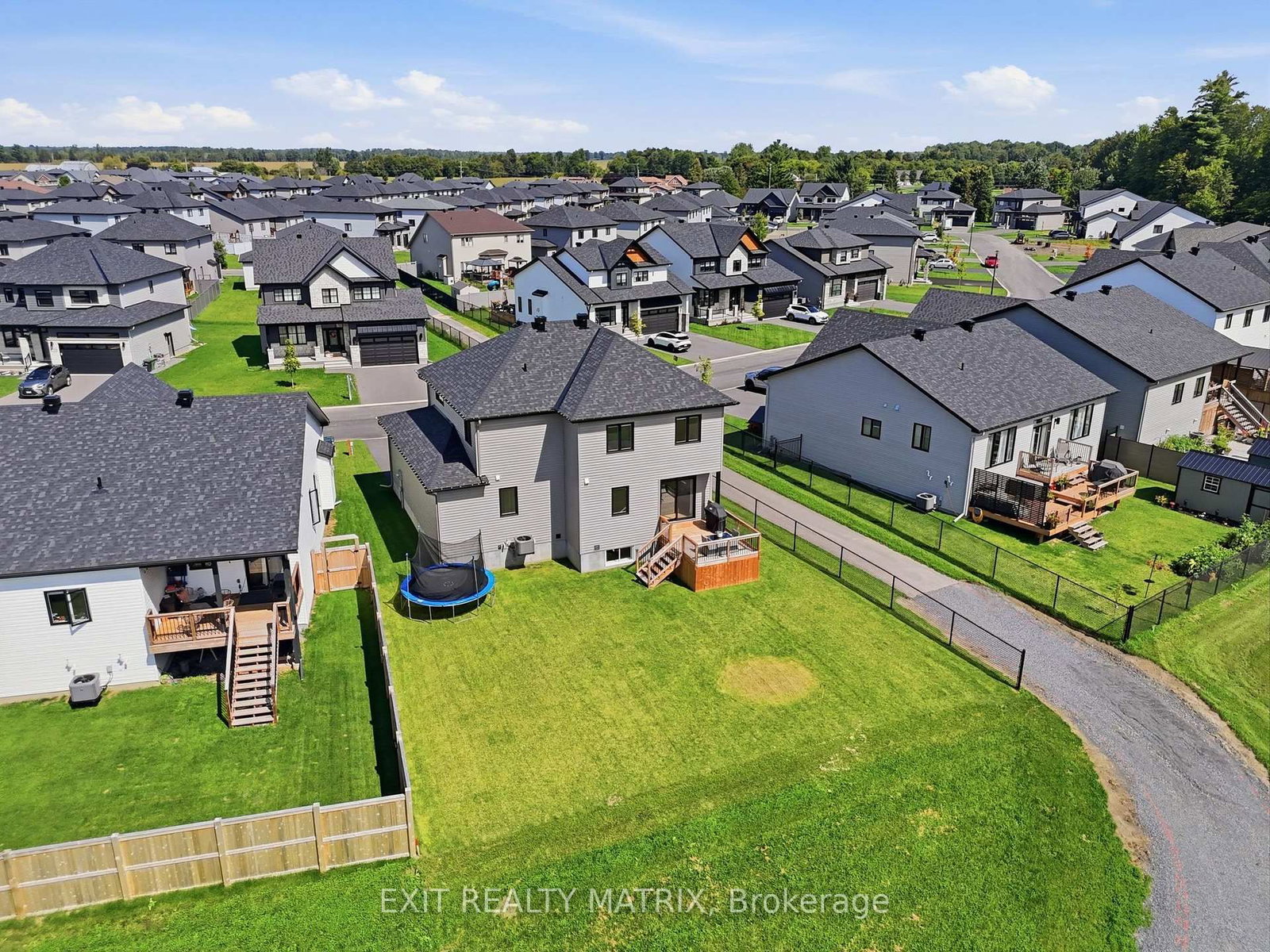 1339 Fribourg Street • Russell, ON photo 38