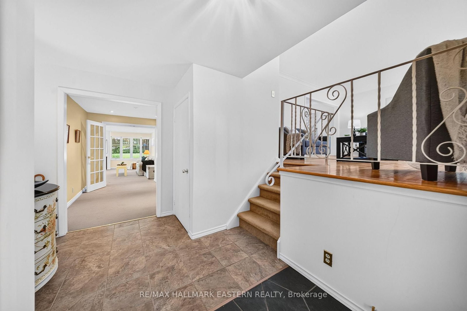 1337 Franklin Drive W • Peterborough, ON photo 5