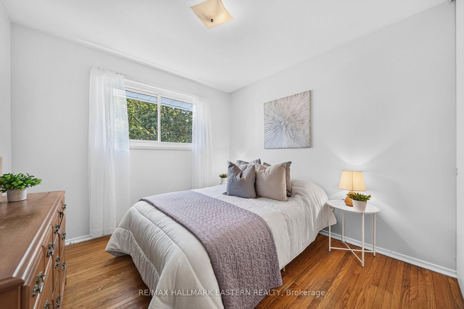 1337 Franklin Drive W • Peterborough, ON photo 8