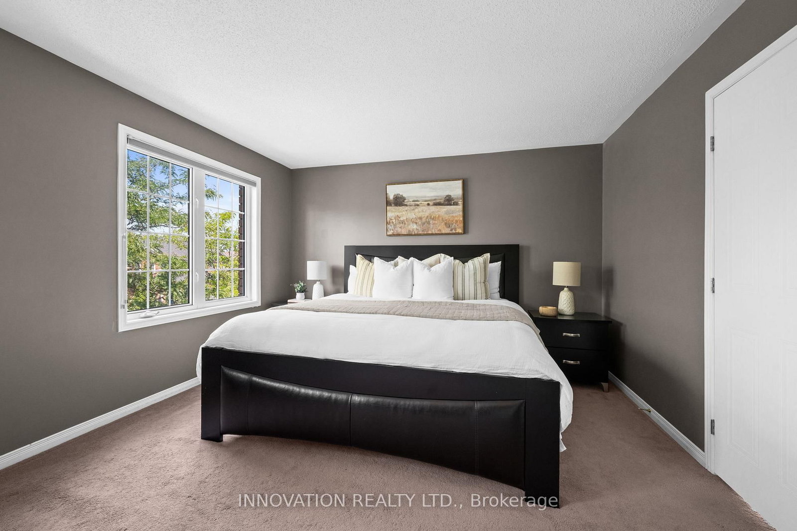 37 Chantilly Gate • Stittsville, ON photo 16