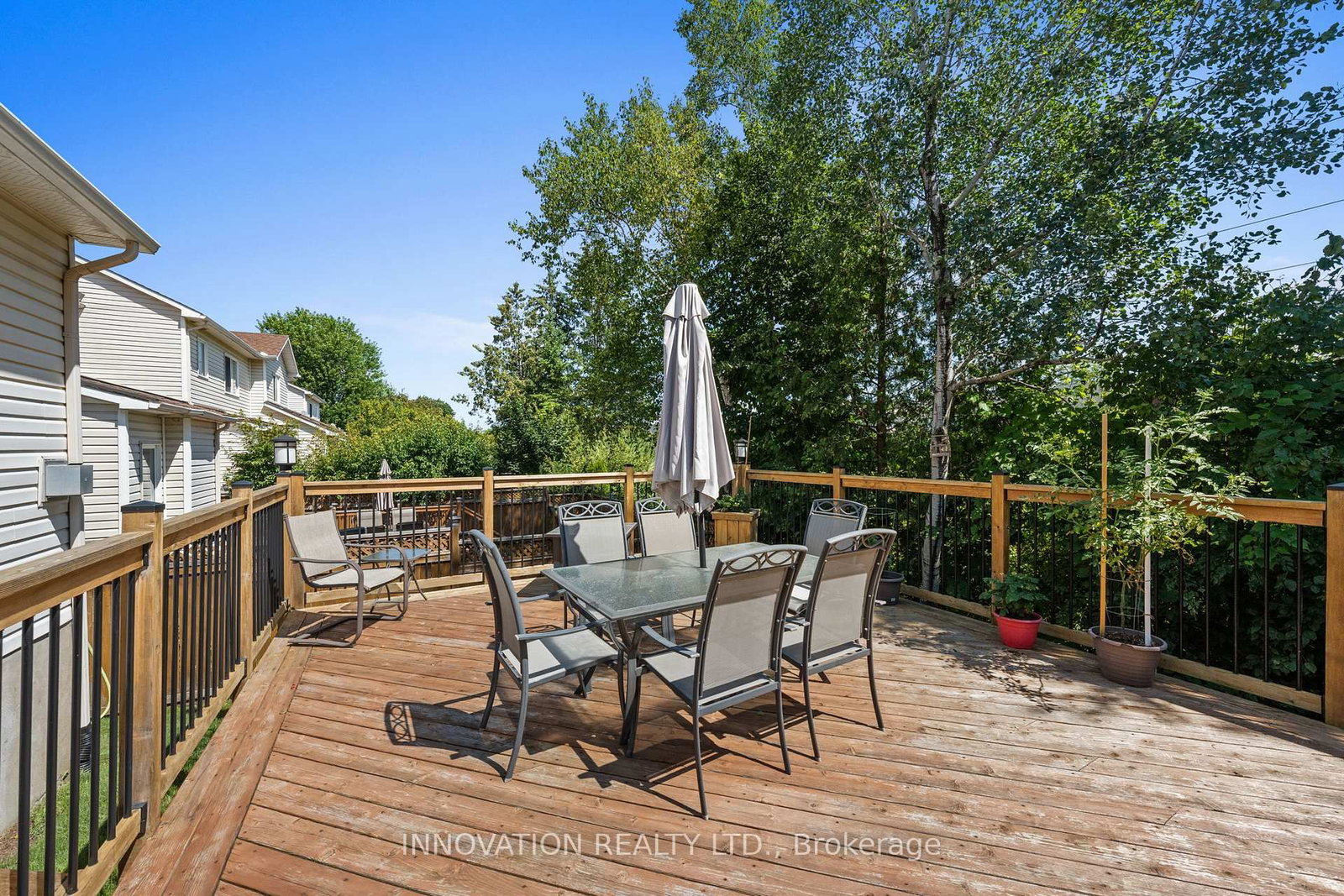 37 Chantilly Gate • Stittsville, ON photo 31