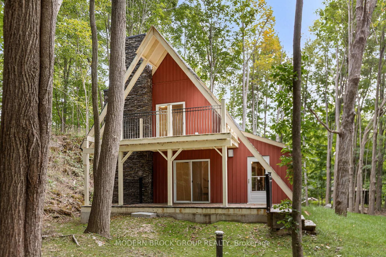 155 Woodvale Road • Leeds and the Thousand Islands, ON photo 6