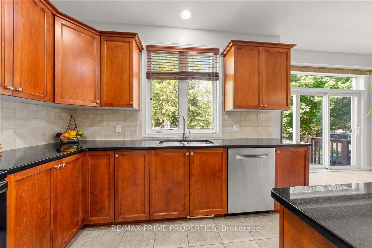 20 Quarry Ridge Drive • Ottawa, ON photo 15