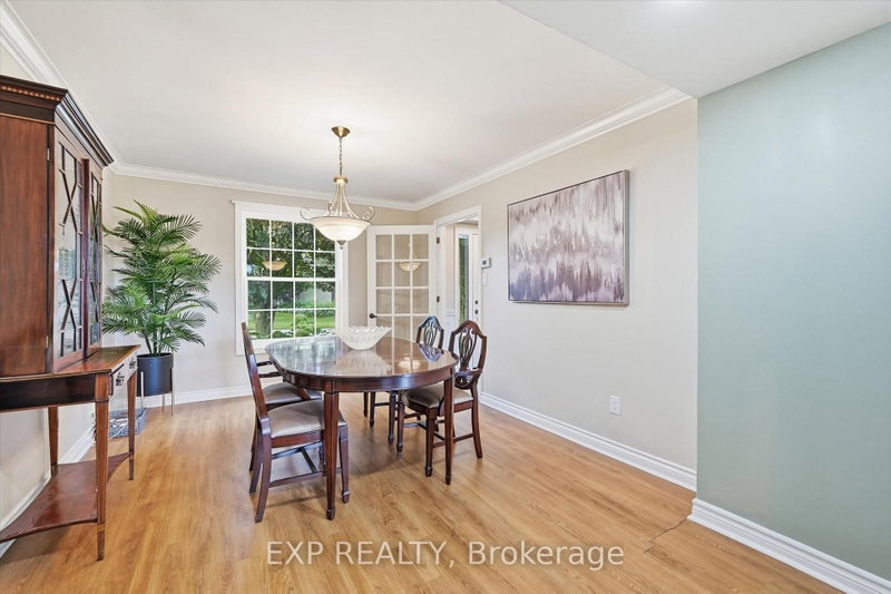 51 Chatterson Dr photo 5