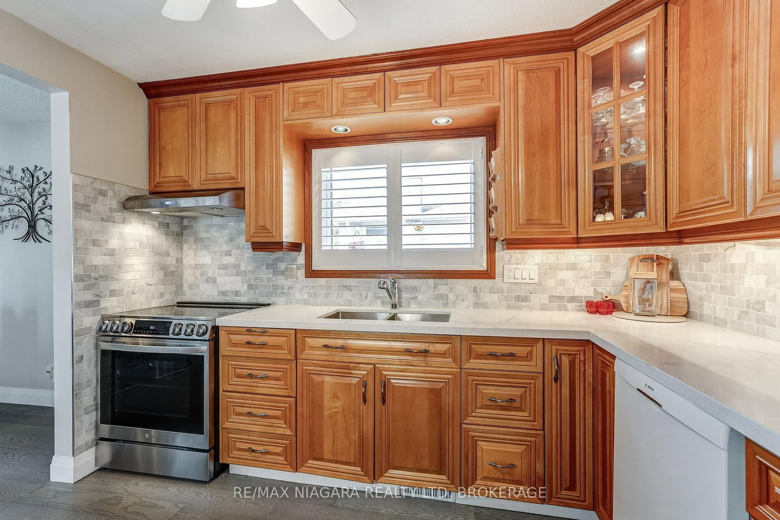 33 Hurricane Road • Pelham, ON photo 15