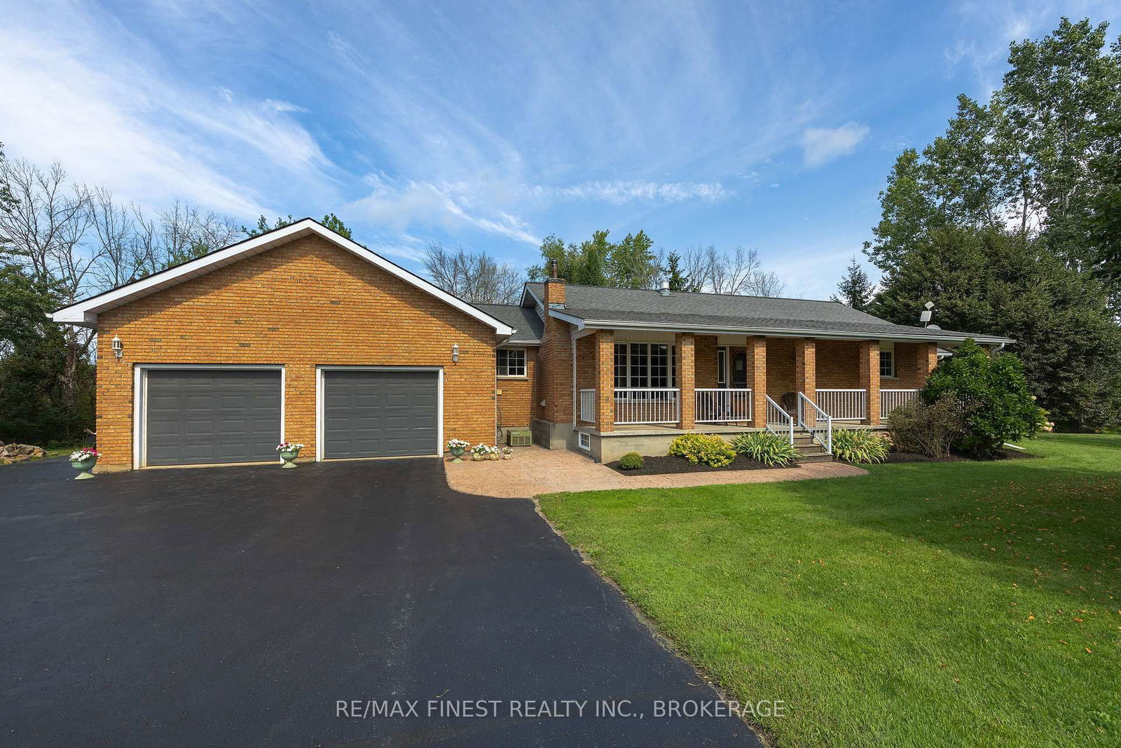 995 Bridge Street W • Greater Napanee, ON photo 1