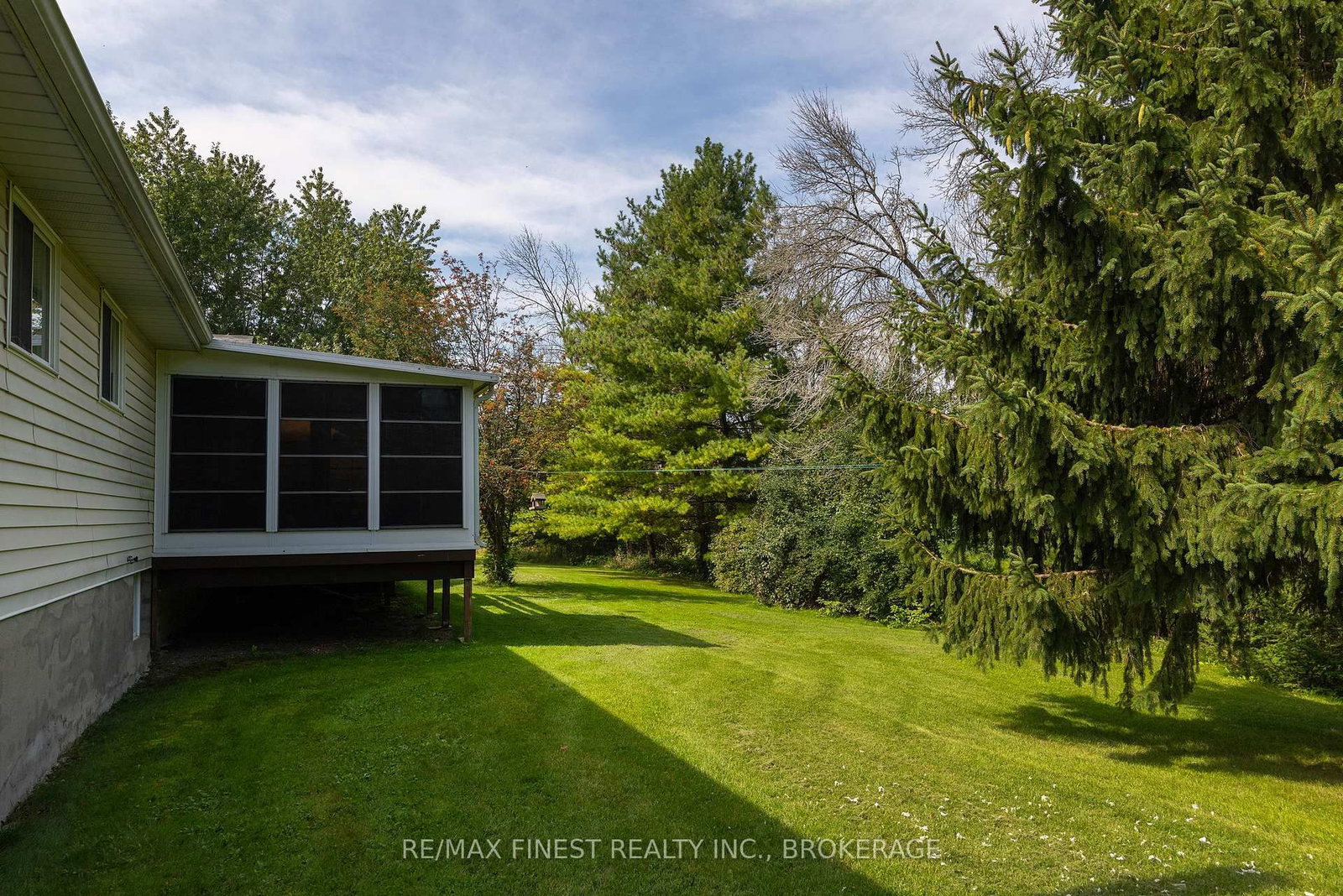 995 Bridge Street W • Greater Napanee, ON photo 42