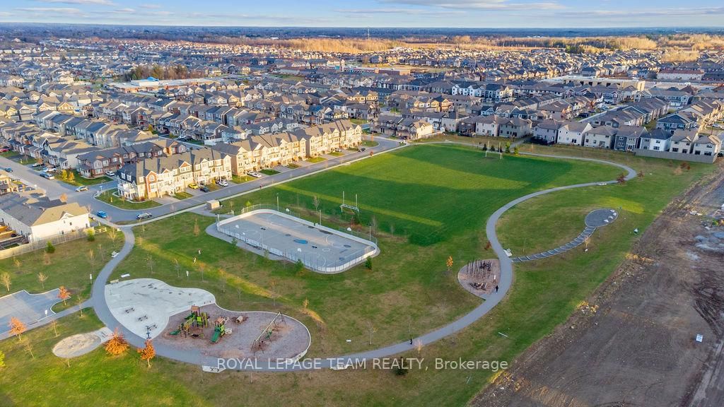 643 Rye Grass Way • Ottawa, ON photo 2