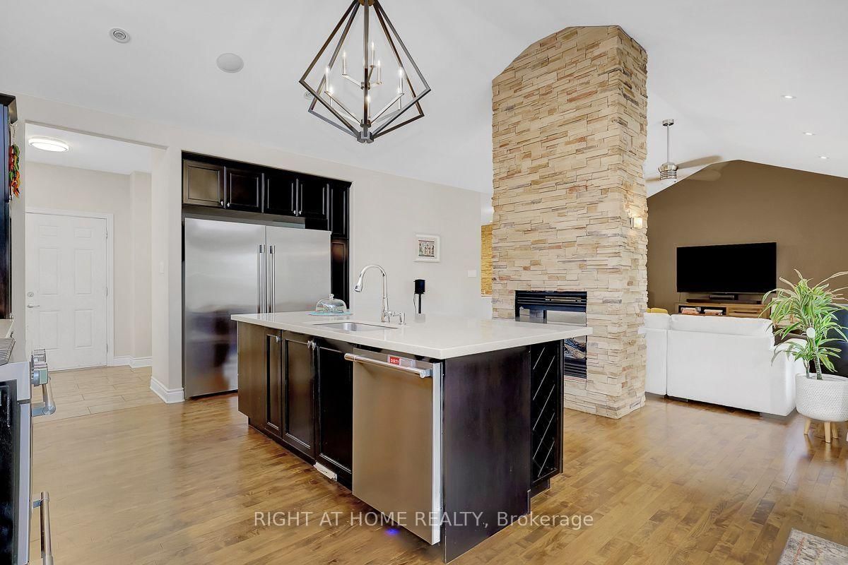 514 Landswood Way • Ottawa, ON photo 15