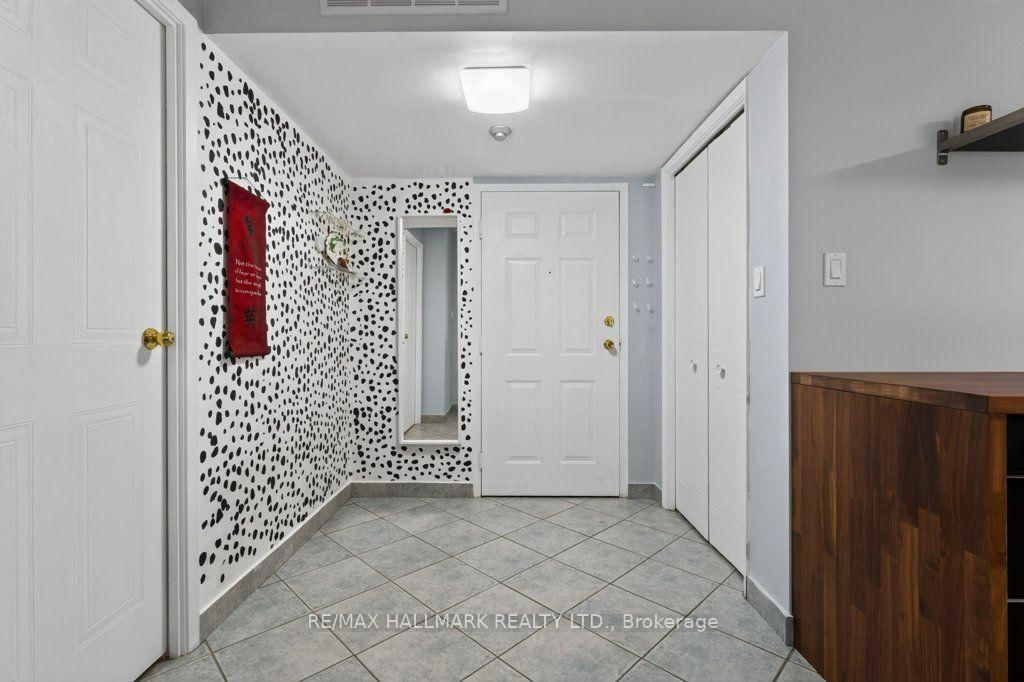 400 York Boulevard • #203 • Hamilton, ON photo 4