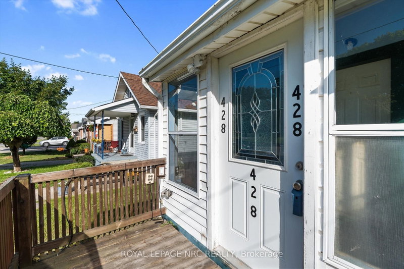 428 Phipps St photo 4