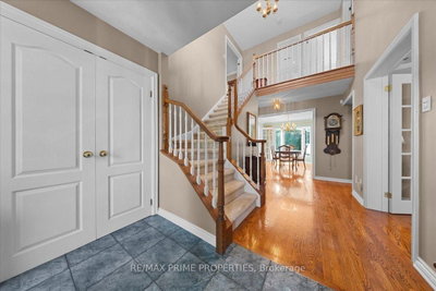 1020 Driftwood Crescent • Orleans, ON photo 4