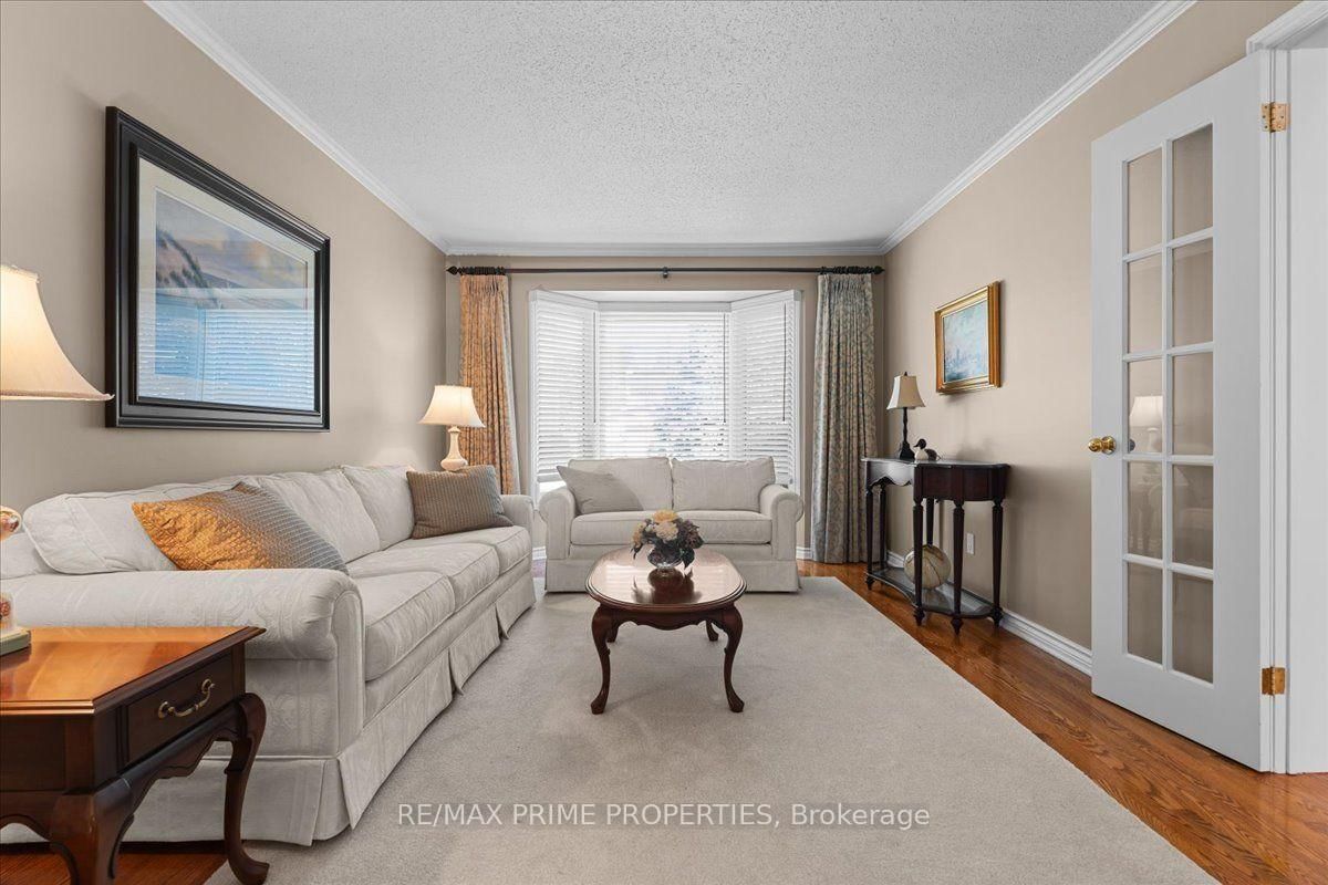 1020 Driftwood Crescent • Orleans, ON photo 6