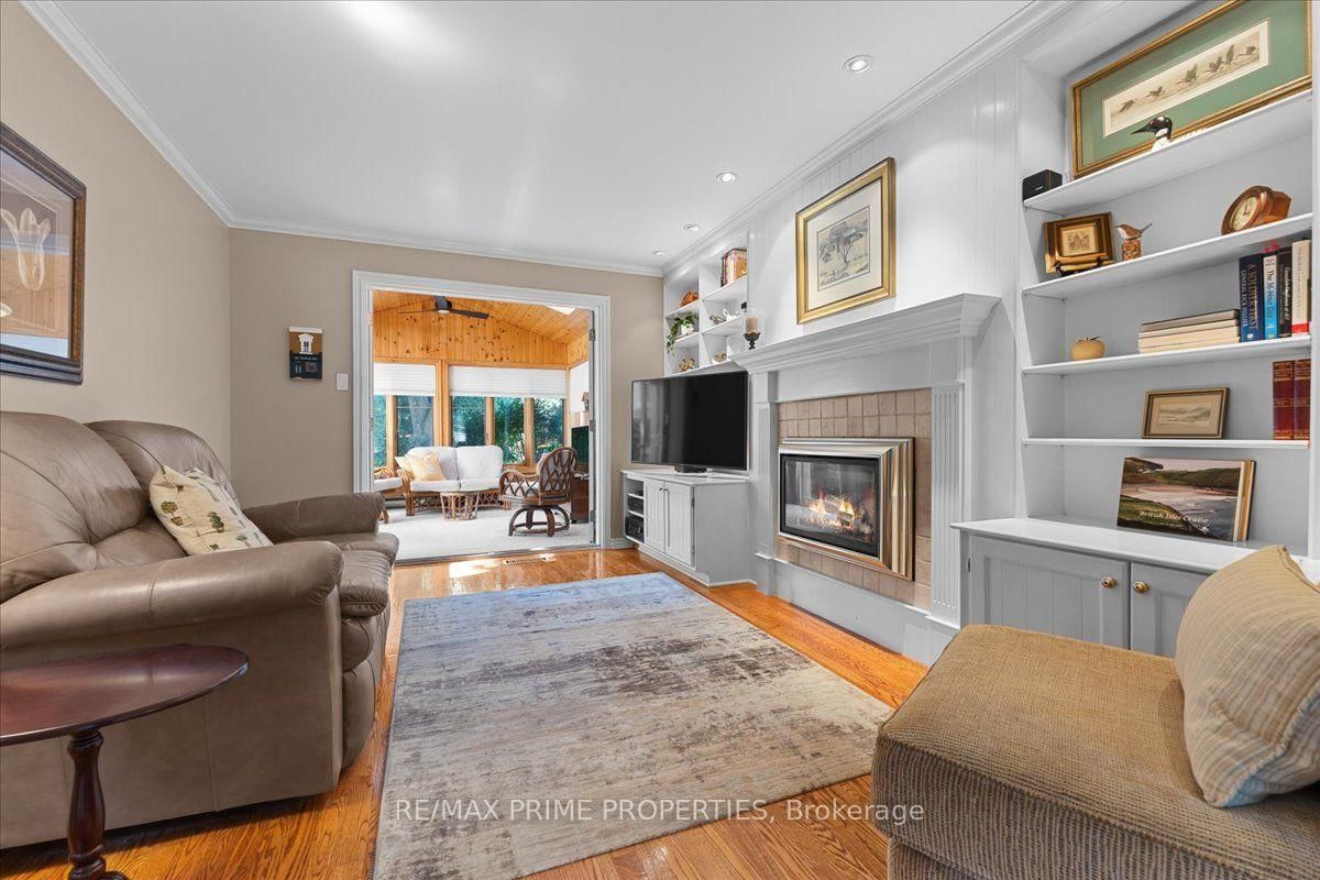 1020 Driftwood Crescent • Orleans, ON photo 9