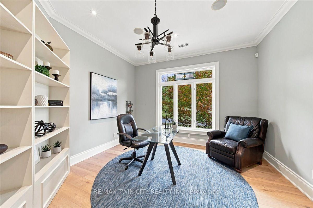 1532 6th Concession Road W • Hamilton, ON photo 9