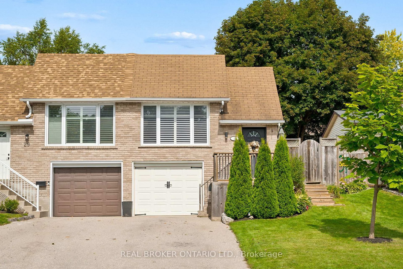 27 Nickolas Crescent • Cambridge, ON photo 1