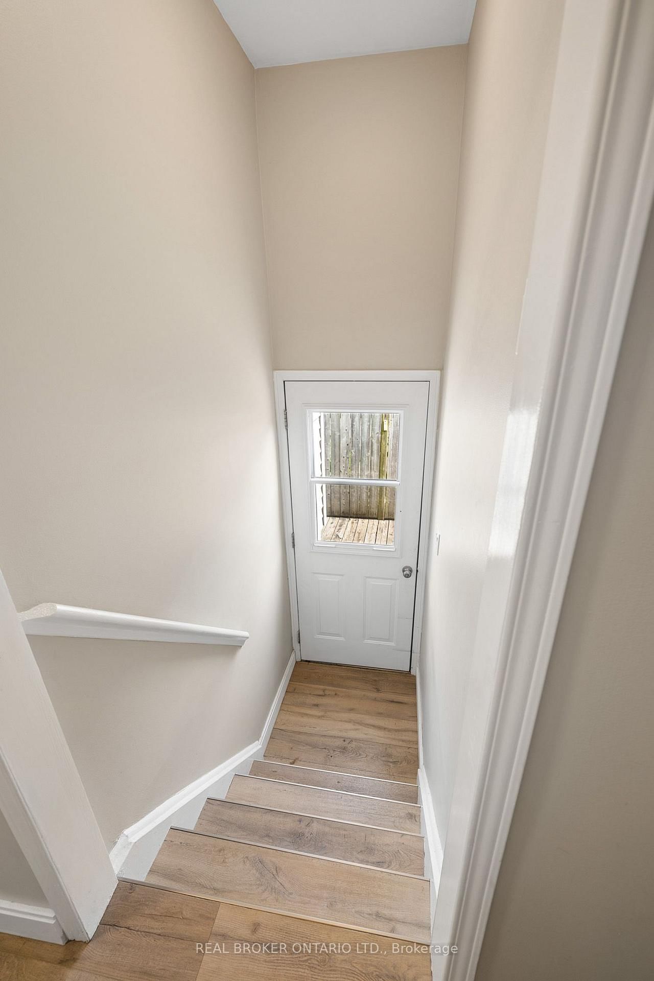 27 Nickolas Crescent • Cambridge, ON photo 17
