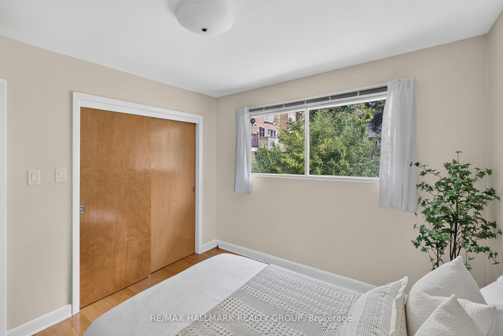811 Iroquois Road • Ottawa, ON photo 19