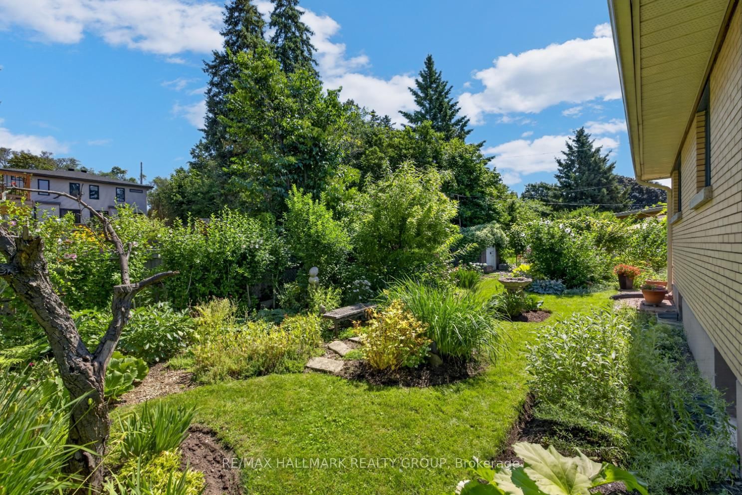 811 Iroquois Road • Ottawa, ON photo 29