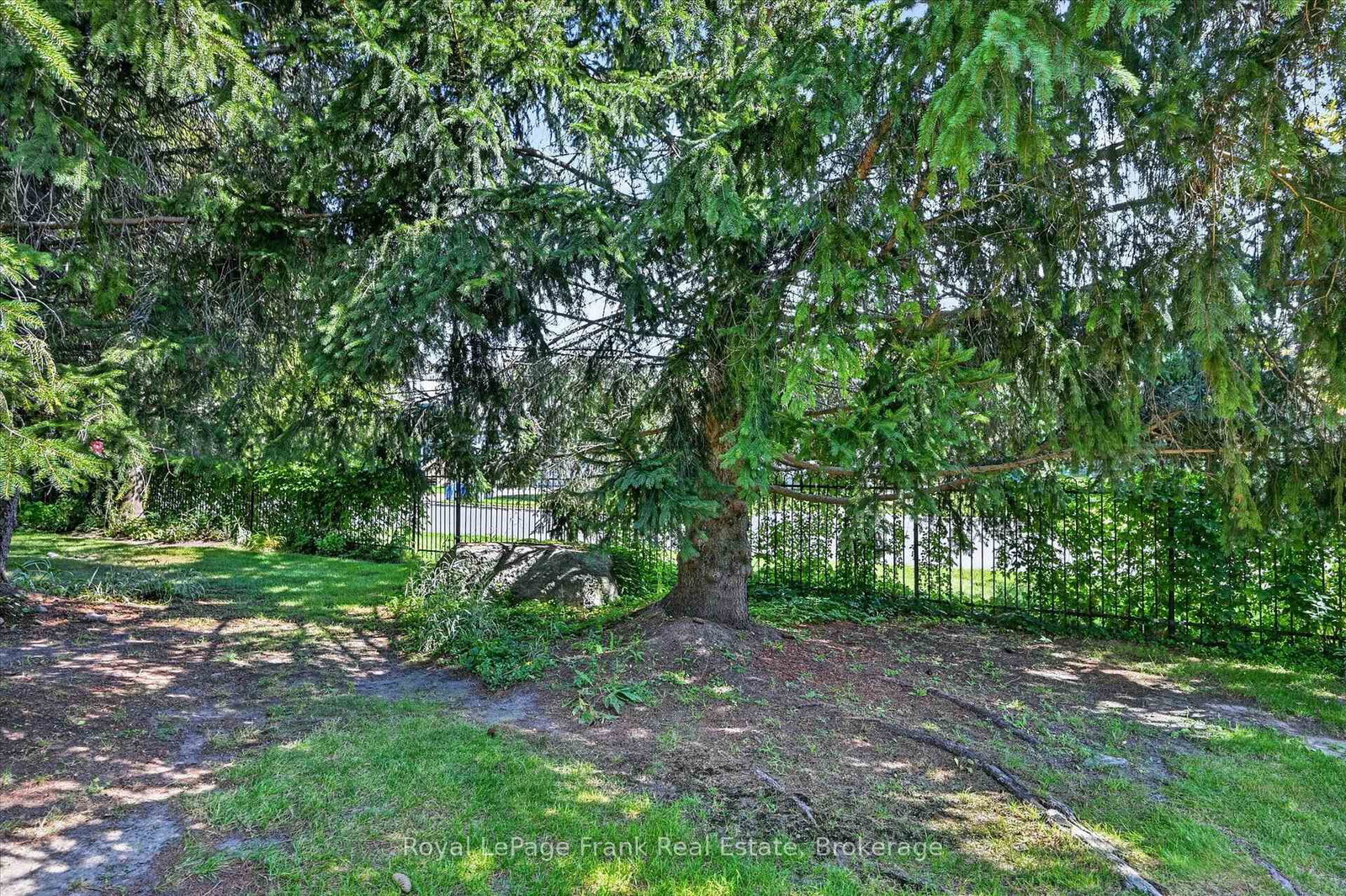22 Charles Court • #21 • Selwyn, ON photo 34