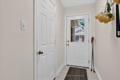 22 Charles Court • #21 • Selwyn, ON photo 4