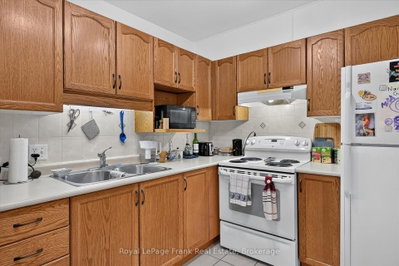 22 Charles Court • #21 • Selwyn, ON photo 6