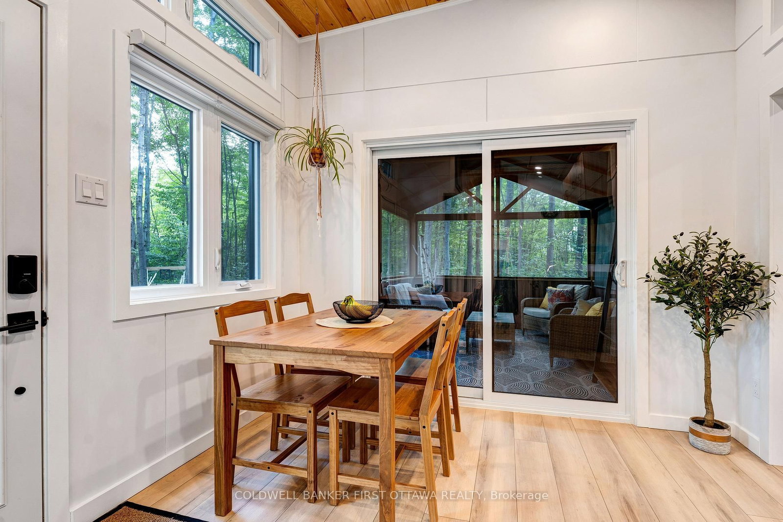 194 Tay Ridge Drive • Perth, ON photo 17