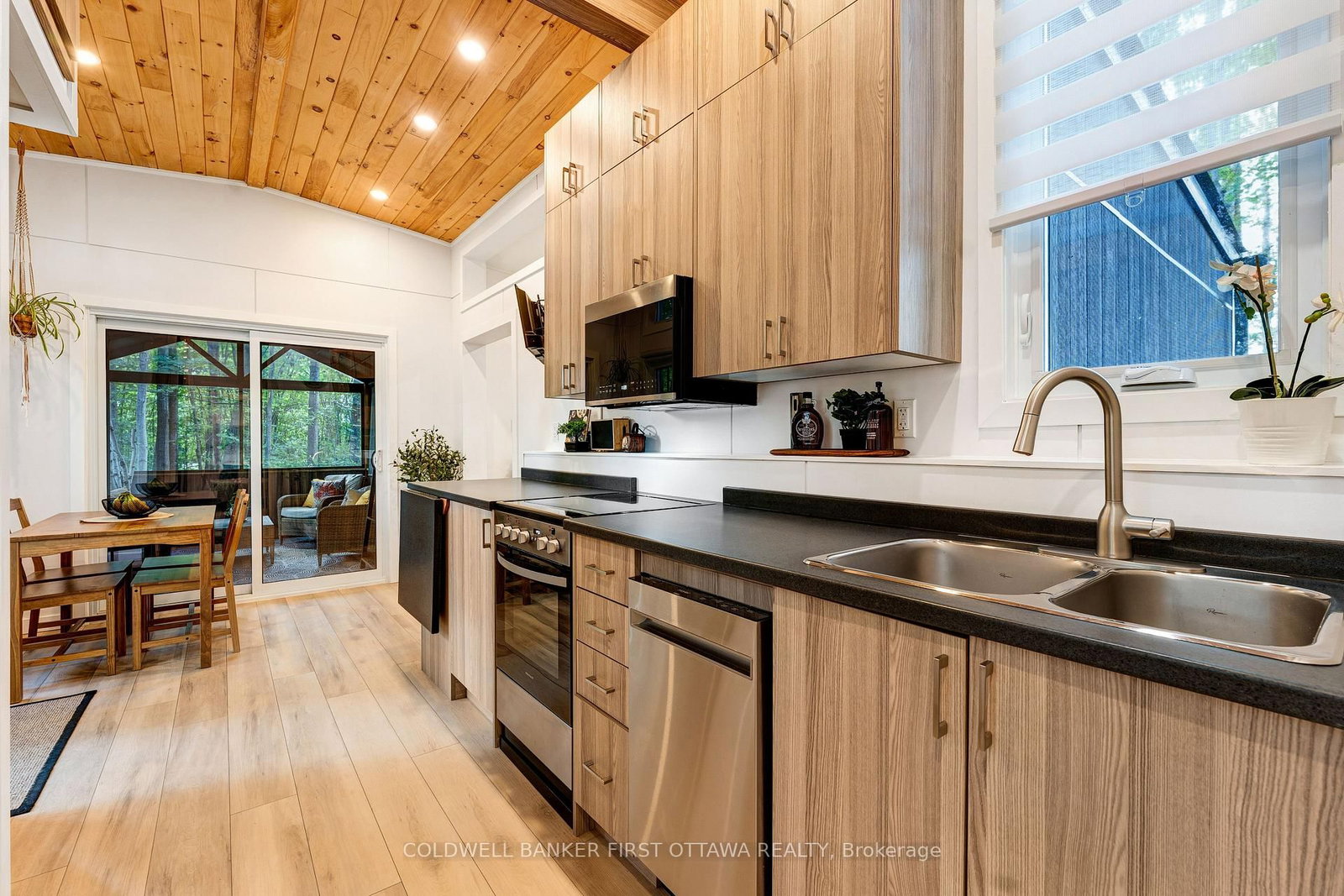 194 Tay Ridge Drive • Perth, ON photo 18
