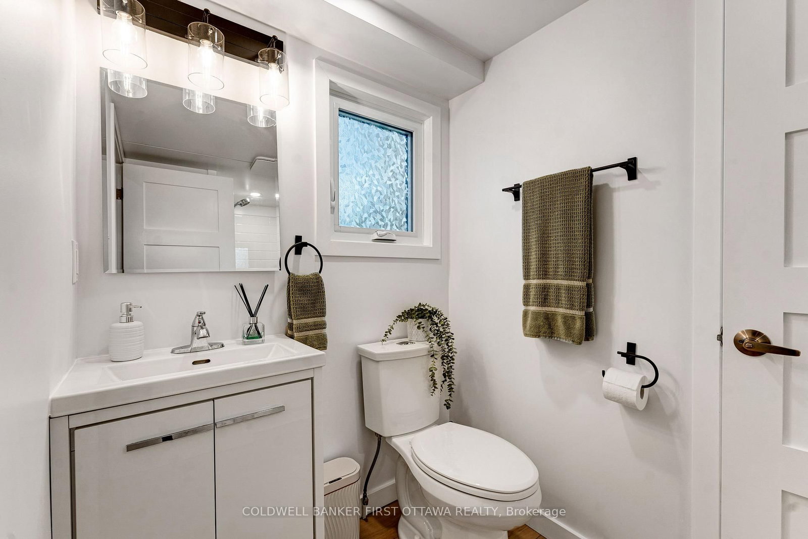 194 Tay Ridge Drive • Perth, ON photo 21