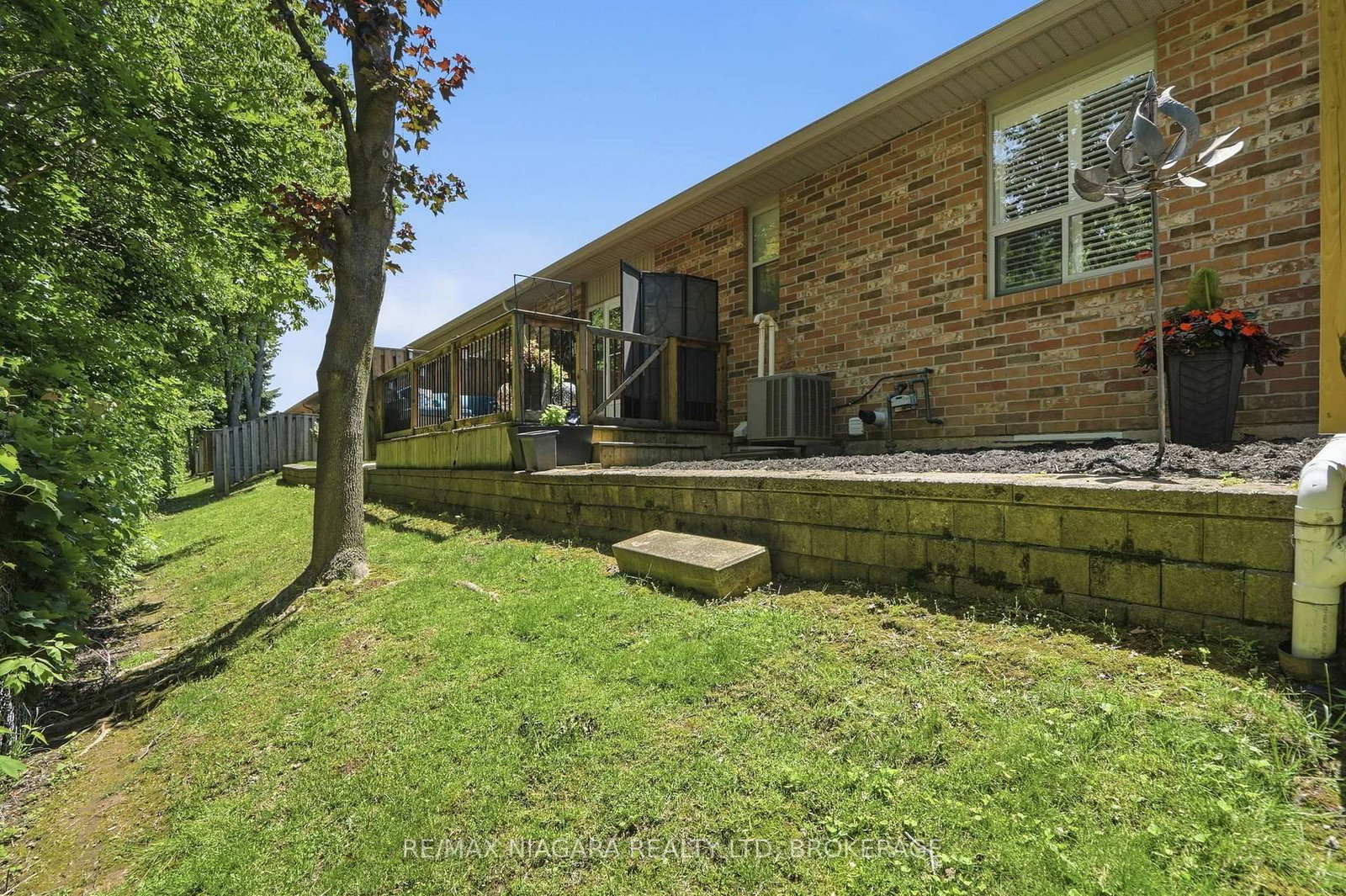 99 Linwell Road • #10 • St. Catharines, ON photo 42