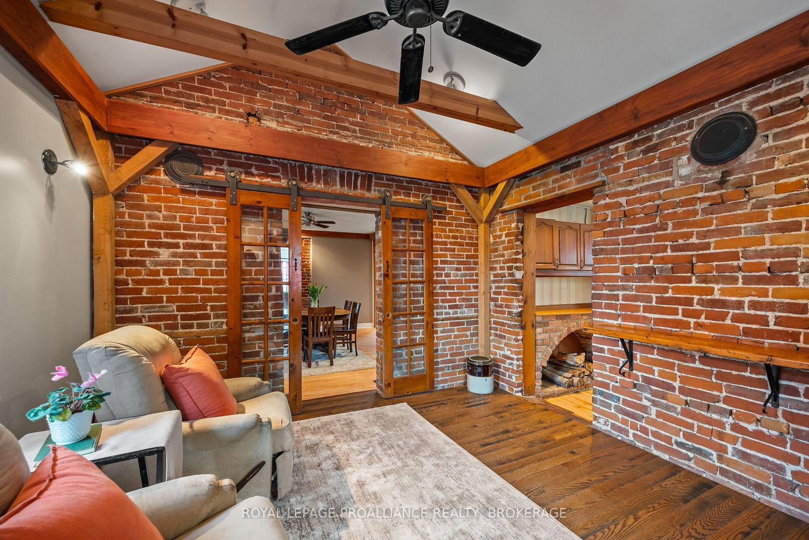 277 Brock Street • Gananoque, ON photo 11
